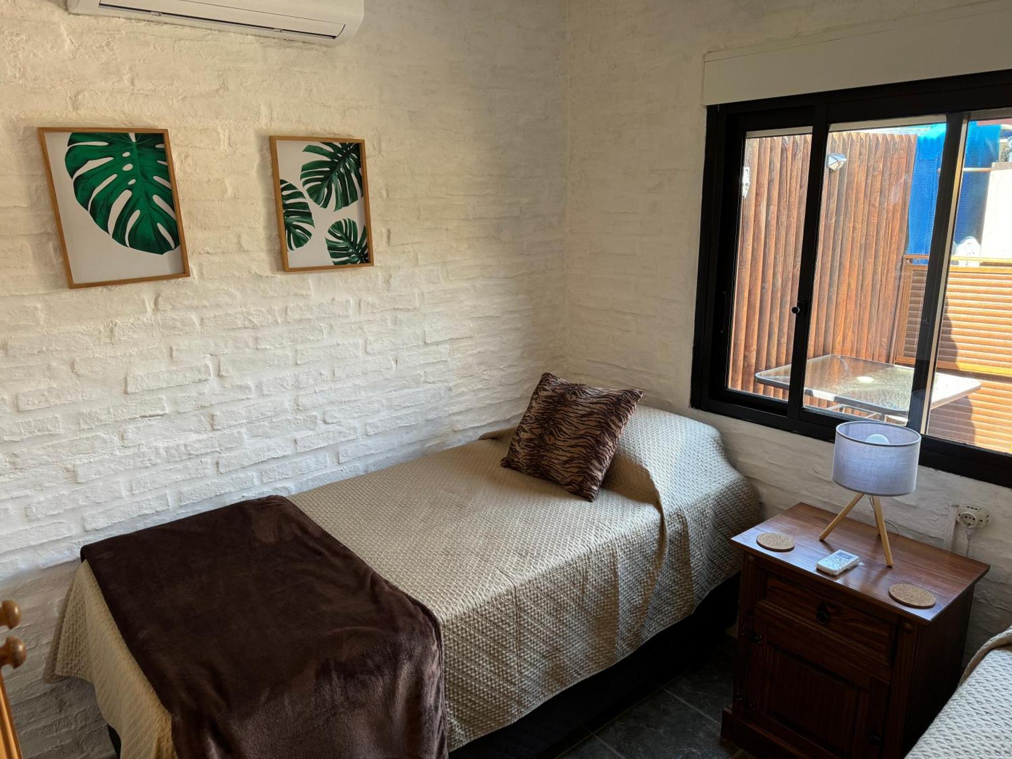 Hermosa Casa Con Piscina Climatizada Todo El Ano En Bella Vista, Piriapolis