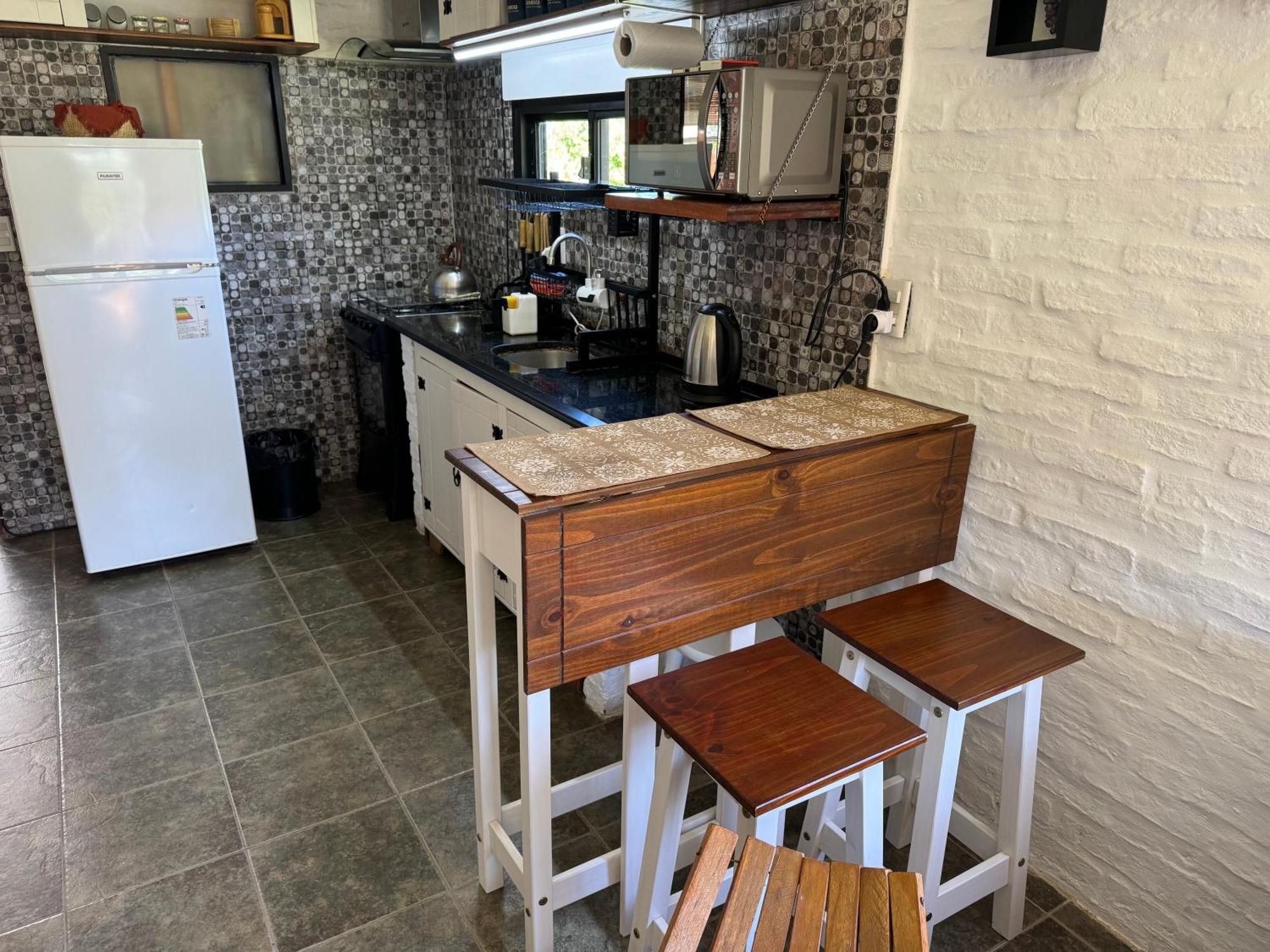 Hermosa Casa Con Piscina Climatizada Todo El Ano En Bella Vista, Piriapolis